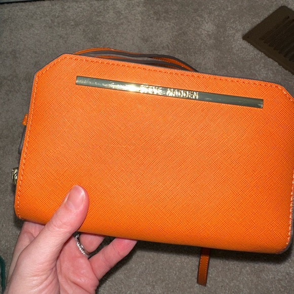Steve Madden Orange Purse - Picture 2 of 4